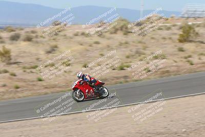 media/Apr-20-2025-AHRMA (Sun) [[393a79c373]]/Race/Group 11 early race/Turn 4b/